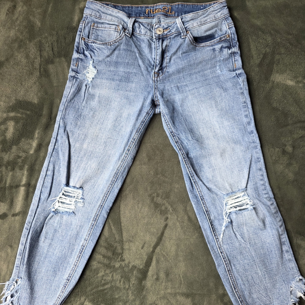 Rue21 Light Wash Distressed Boyfriend Jeans